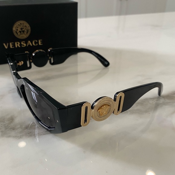 Versace Black Sunglasses - Picture 2 of 5